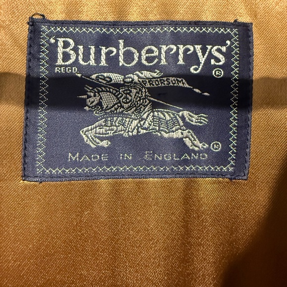 Classic Vintage Wool/Alpaca Burberry Camel Trench Coat - fits like a medium - Picture 4 of 10